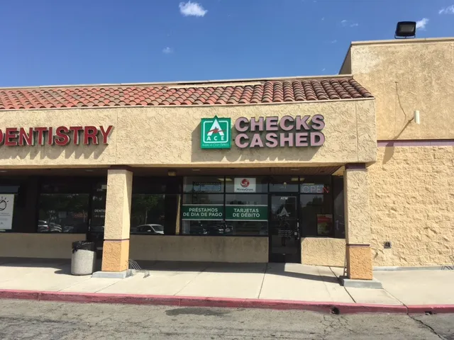 California---FONTANA---4002---16920-FOOTHILL-BLVD
