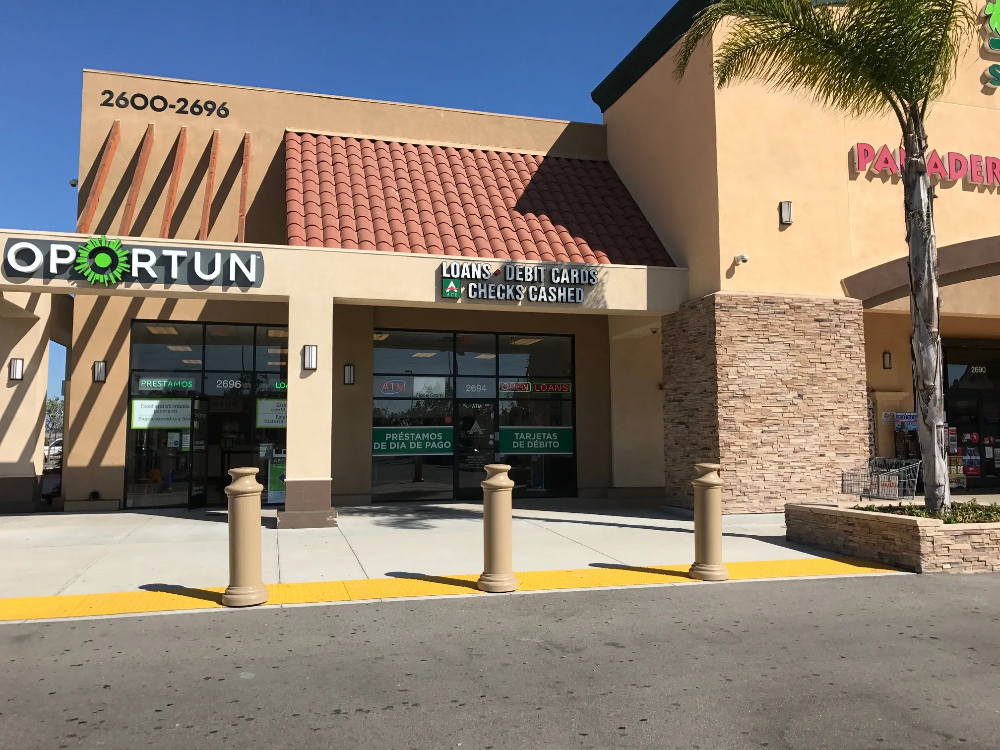 California---OXNARD---4600---2694-N-VINEYARD-AVE
