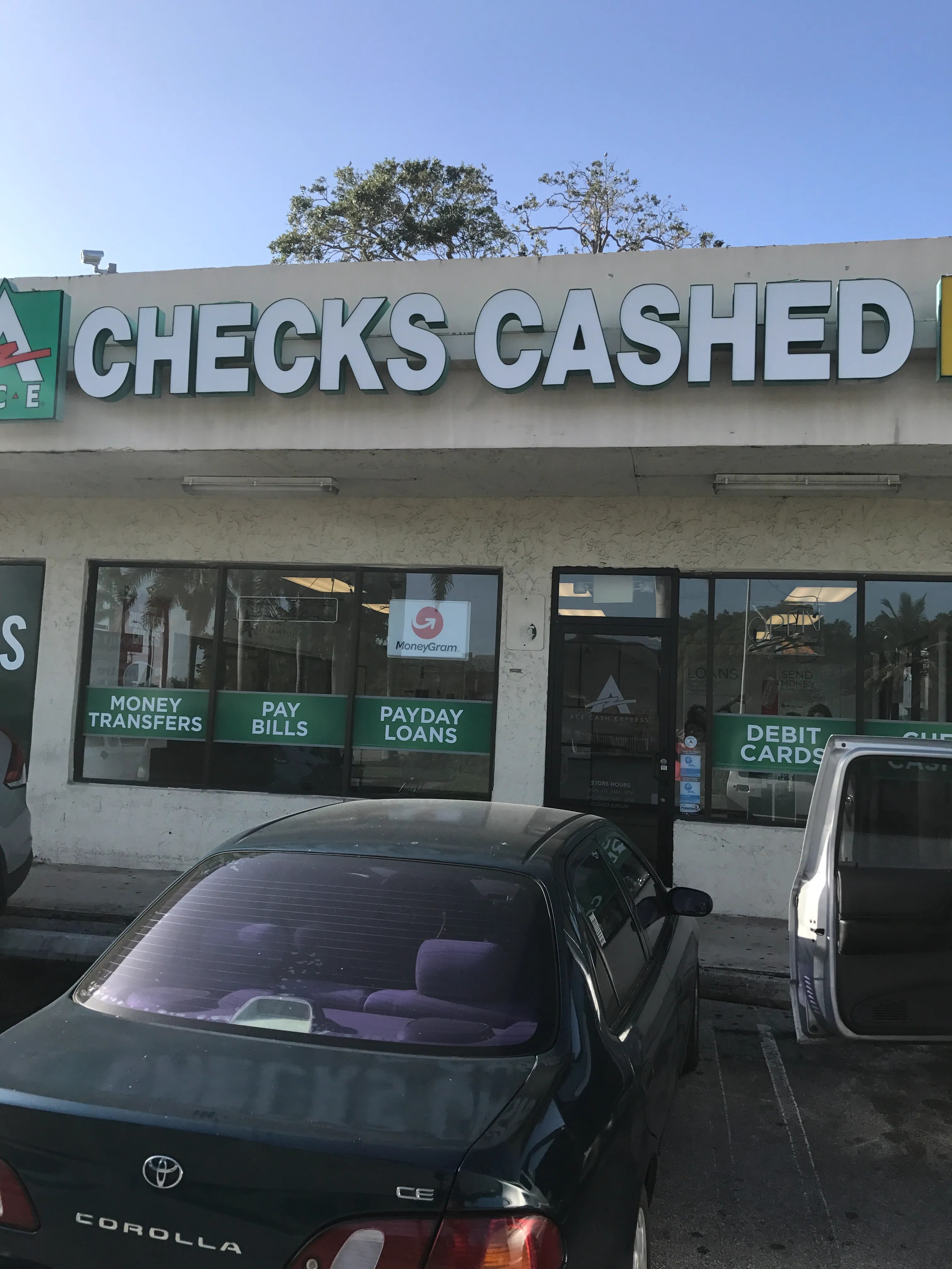 Florida---MIAMI---3371---14546-W-DIXIE-HWY