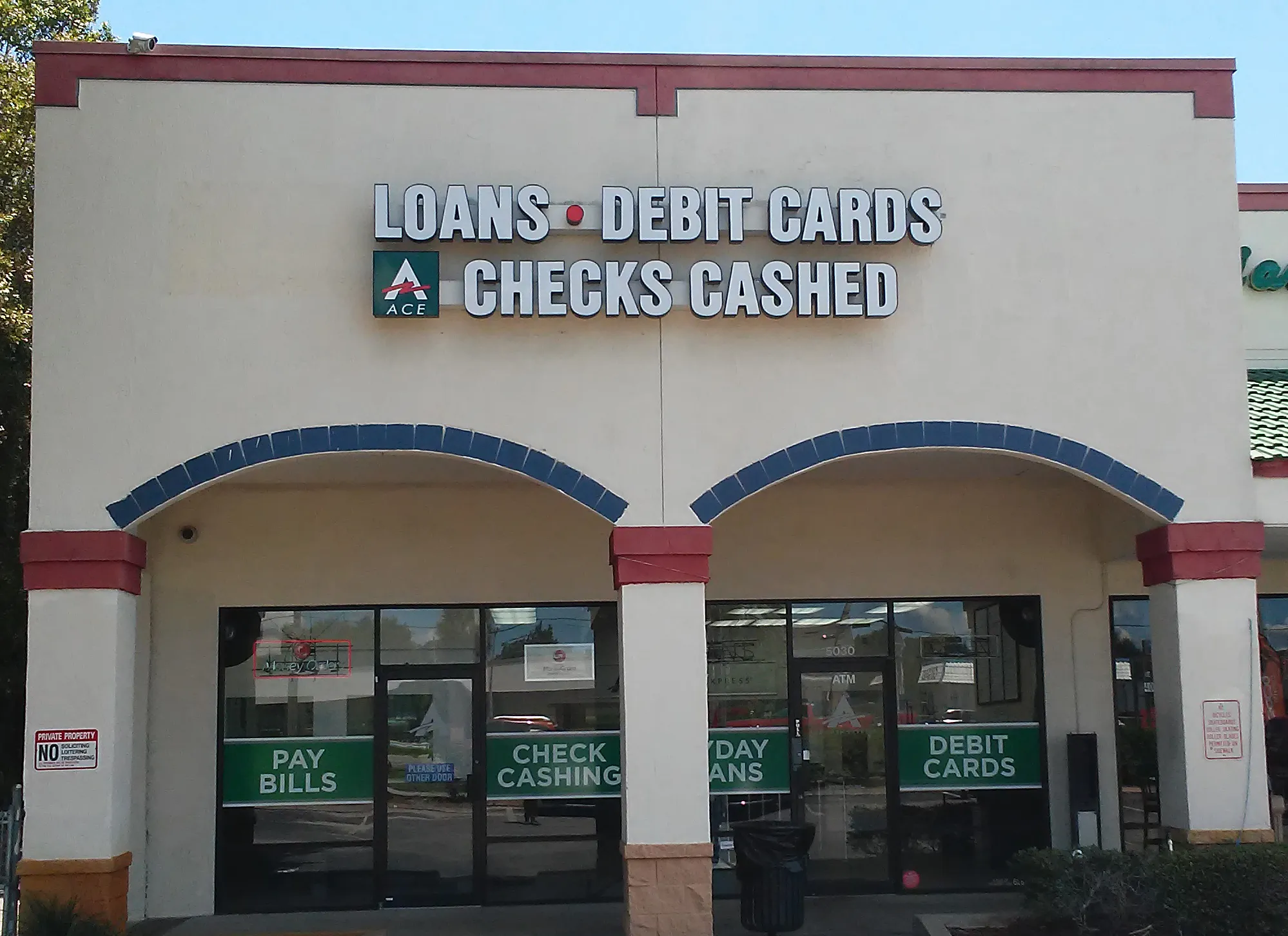 Florida---ORLANDO---3415---5030-W-COLONIAL-DR