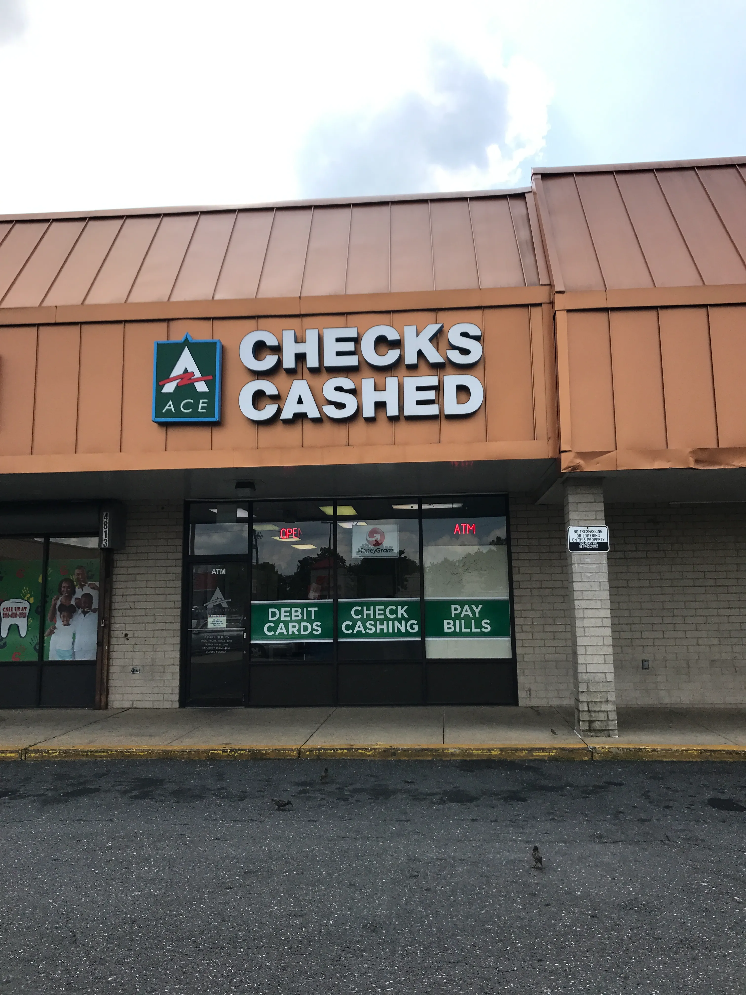 Maryland---CAPITOL-HEIGHTS---637---4811-MARLBORO-PIKE