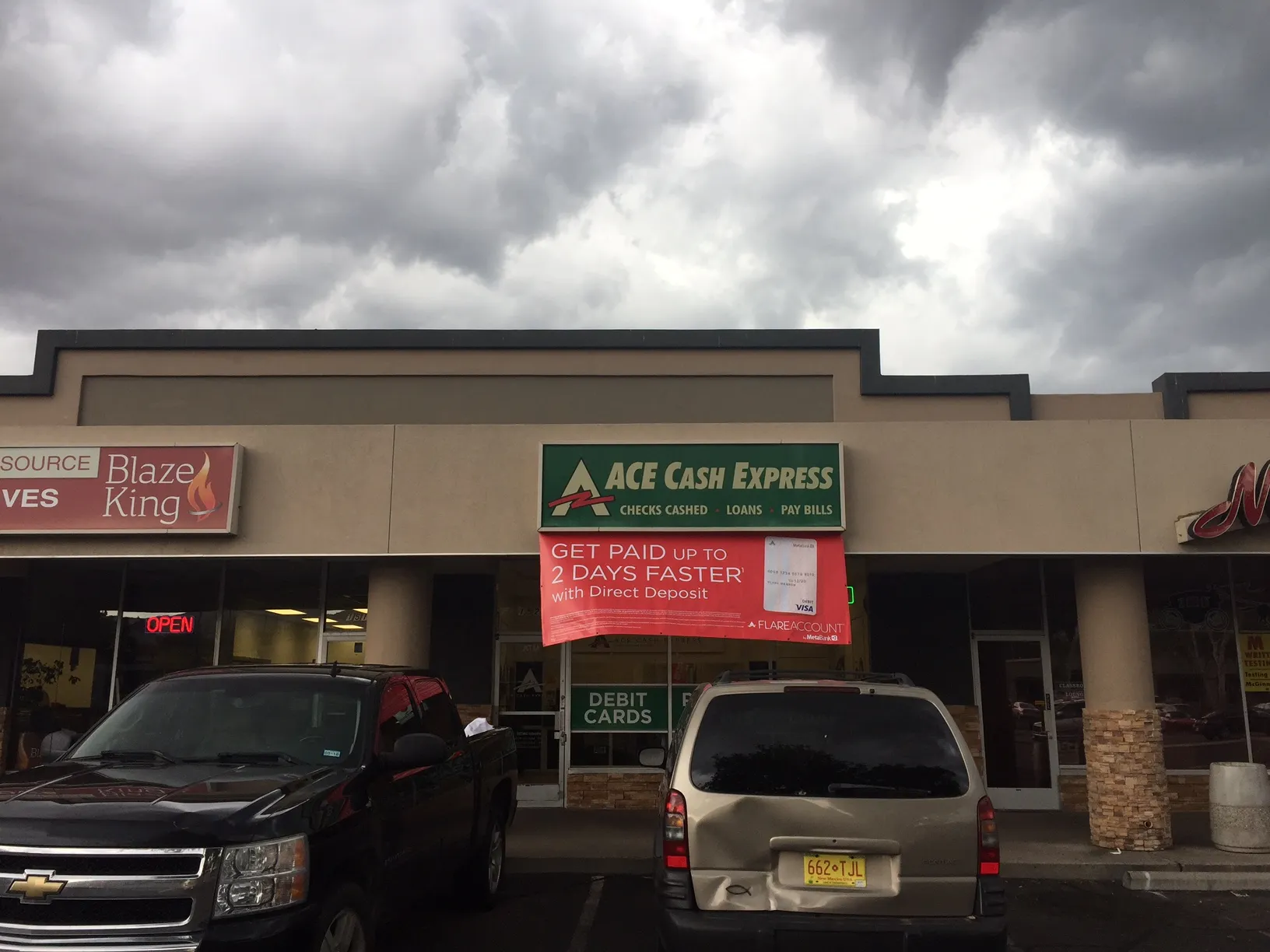 NM/2222-Store-Front-1