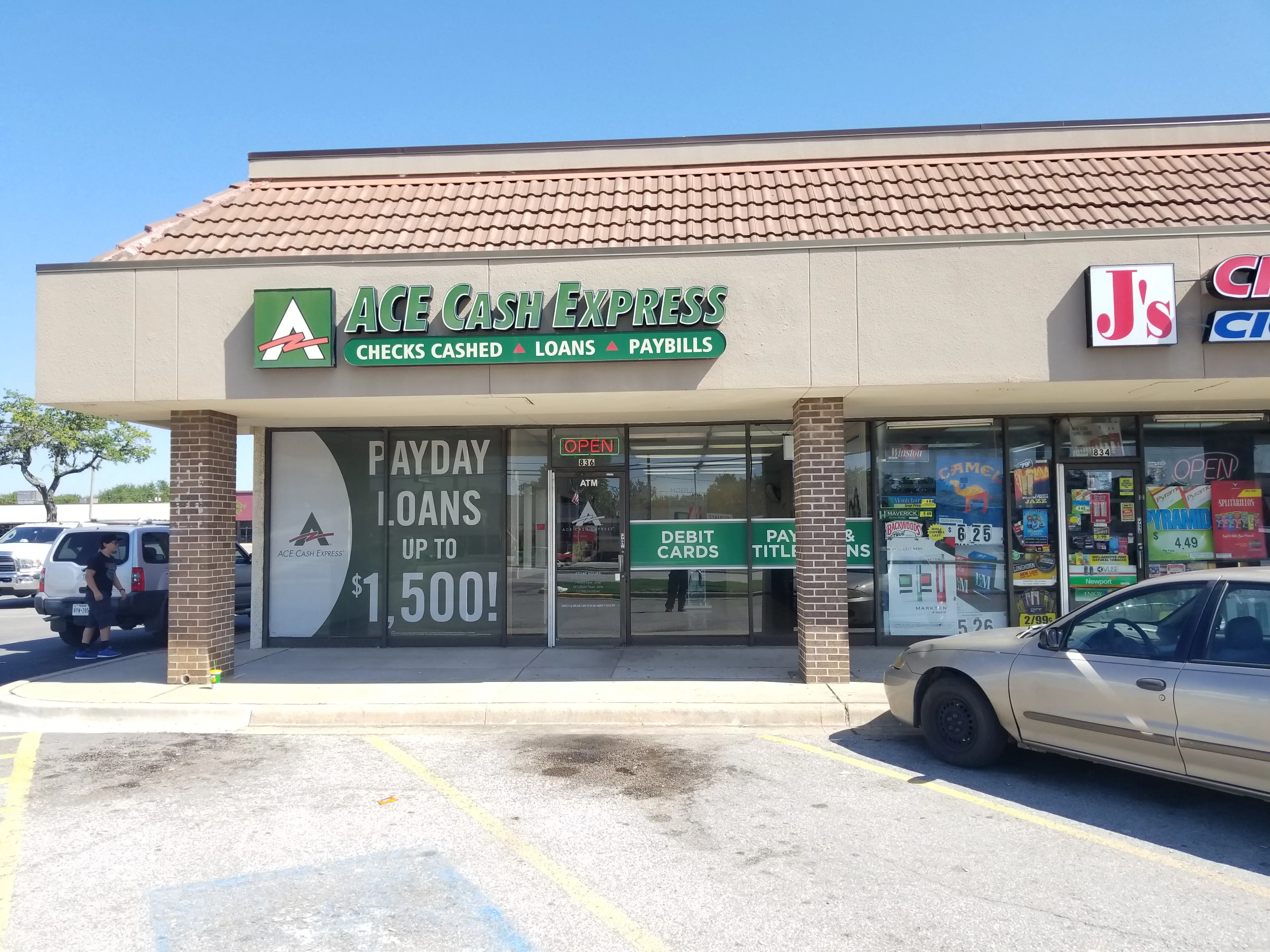 Texas---DENTON---1310---836-W-UNIVERSITY-DR