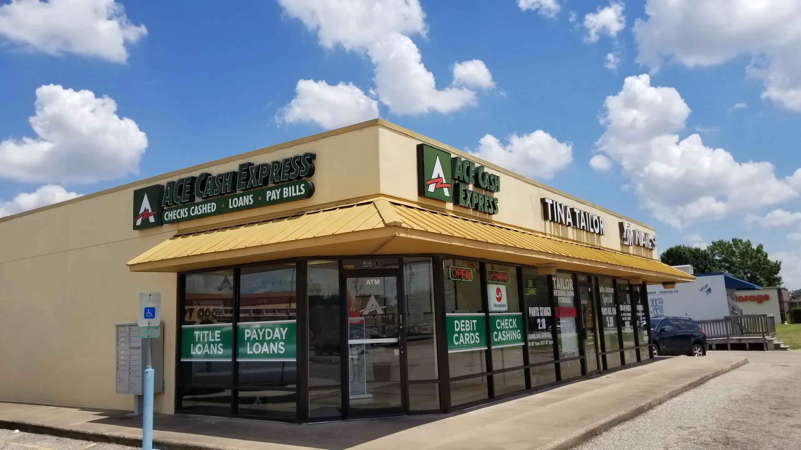 Texas---HOUSTON---1402---6464-W-LITTLE-YORK-RD