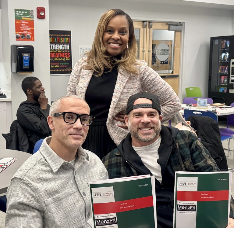 Populus employee with financial literacy attendees